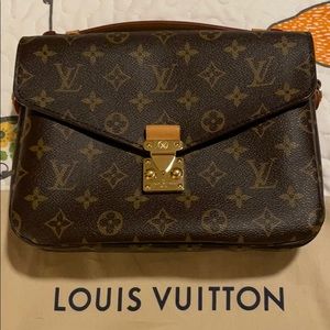 Louis Vuitton Pochette Metis